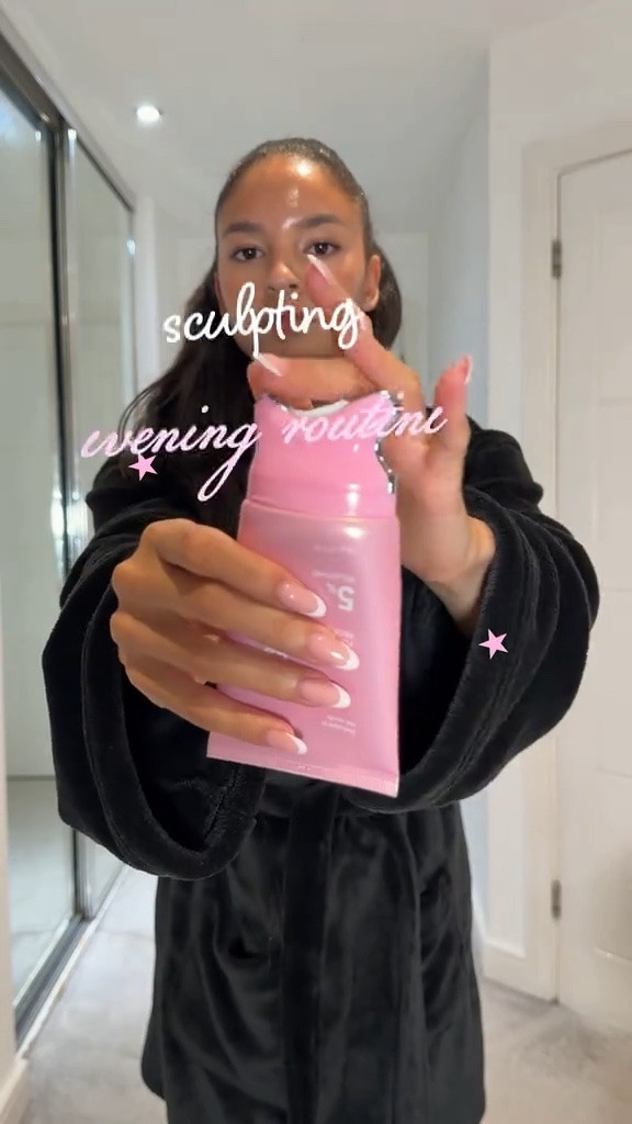 Currently obsessed with **Medicube skincare** ✨🤍 The perfect little addition to my skincare routine for that fresh, glowy skin feeling.

#Medicube #MedicubeSkincare #SkincareRoutine #KoreanSkincare #KBeauty #SkincareEssentials #GlowingSkin #GlassSkin #SkincareLovers #BeautyFinds #LTKBeauty #LTKCreator #LTKFinds #SkincareFinds

#LTKbeauty