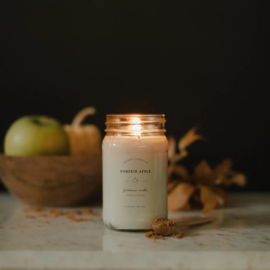 Pumpkin Apple 16 oz candle | Antique Candle Co.