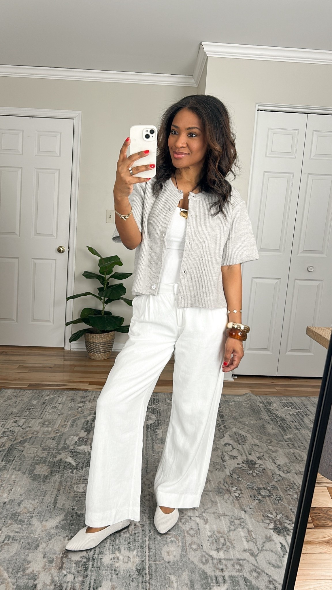 Wearing a medium in the top. Linen pants are a size 27/4

#ltkootd #ltkover40



#LTKootd #LTKgrwm #LTKOver40