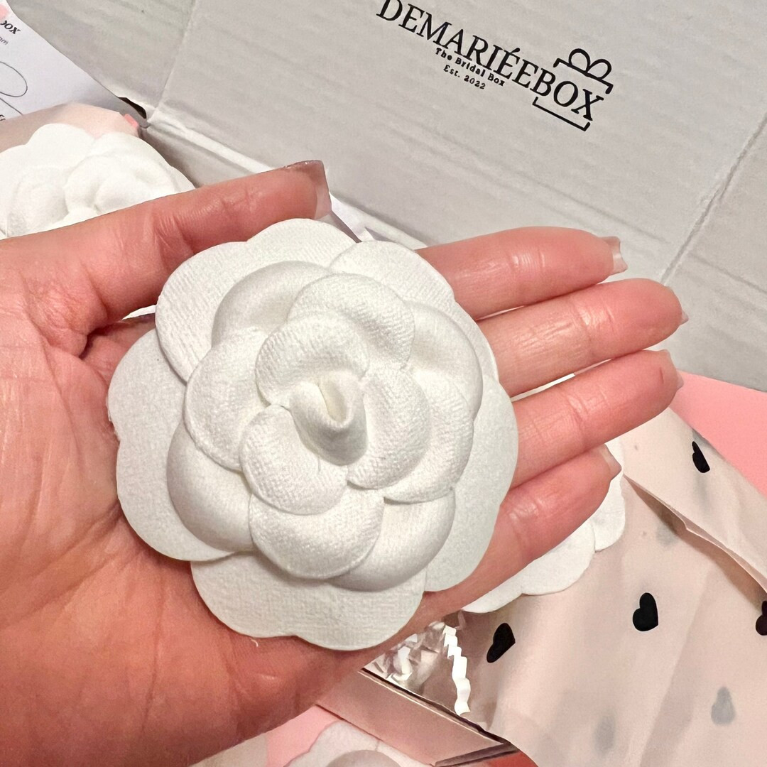 White Fabric Camellia Flower Brooch, Thick Fabric Fabric Camellia Flower Patch, Camellia Flower P... | Etsy (US)