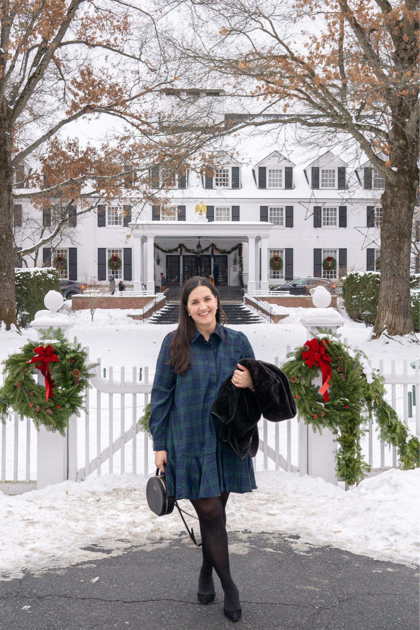 Table for two please ✨

While dinner at the historic Woodstock Inn, I got all dolled up in this tartan Tuckernuck dress. Paired with my classic Sarah Flint heels and a pair of tights, I’m ready for anything a winter date night has in store for me. ❄️

#LTKMidsize #LTKSeasonal #LTKTravel