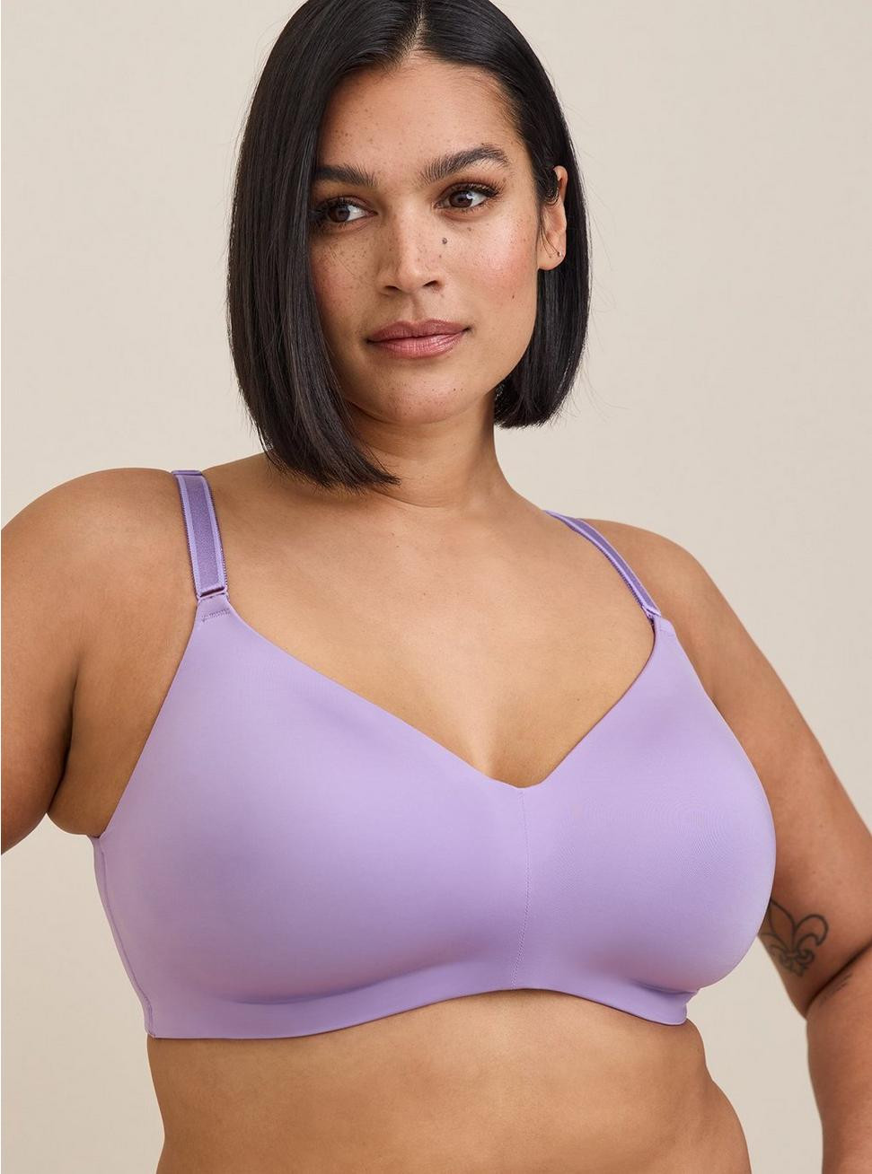 Everyday Wire-Free Lightly Lined 360° Back Smoothing™ Bra | Torrid (US & Canada)