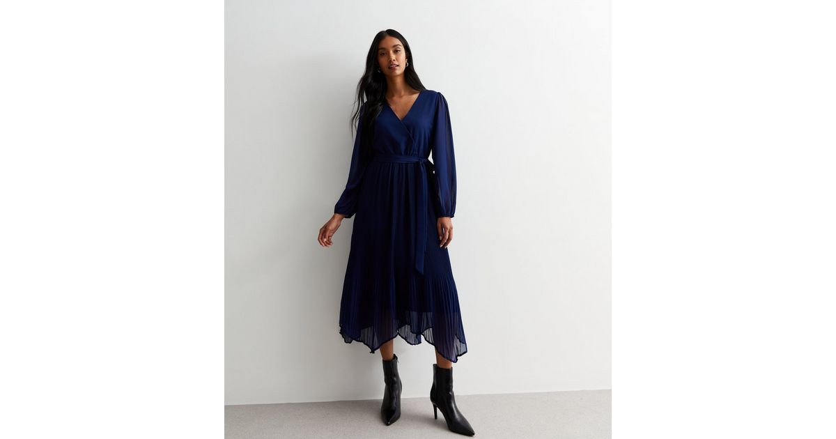 Gini London Navy Pleated Hanky Hem Midi Dress
						
						Add to Saved Items
						Remove from S... | New Look (UK)