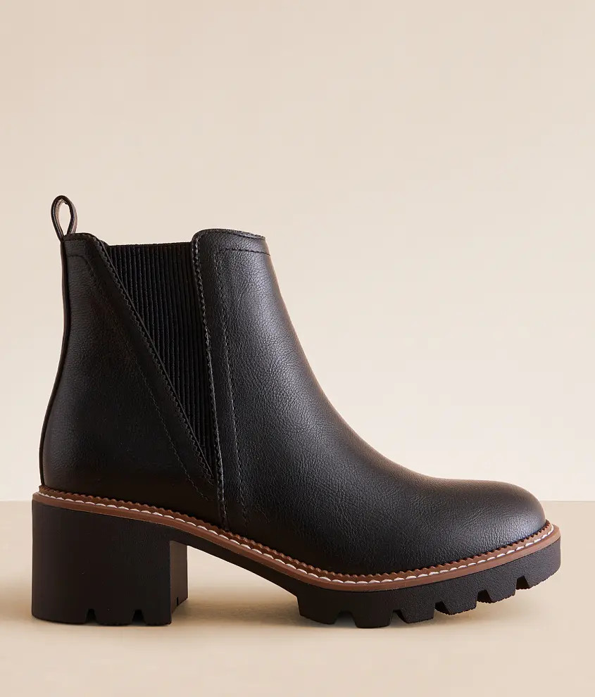 Rodos Ankle Boot | Buckle