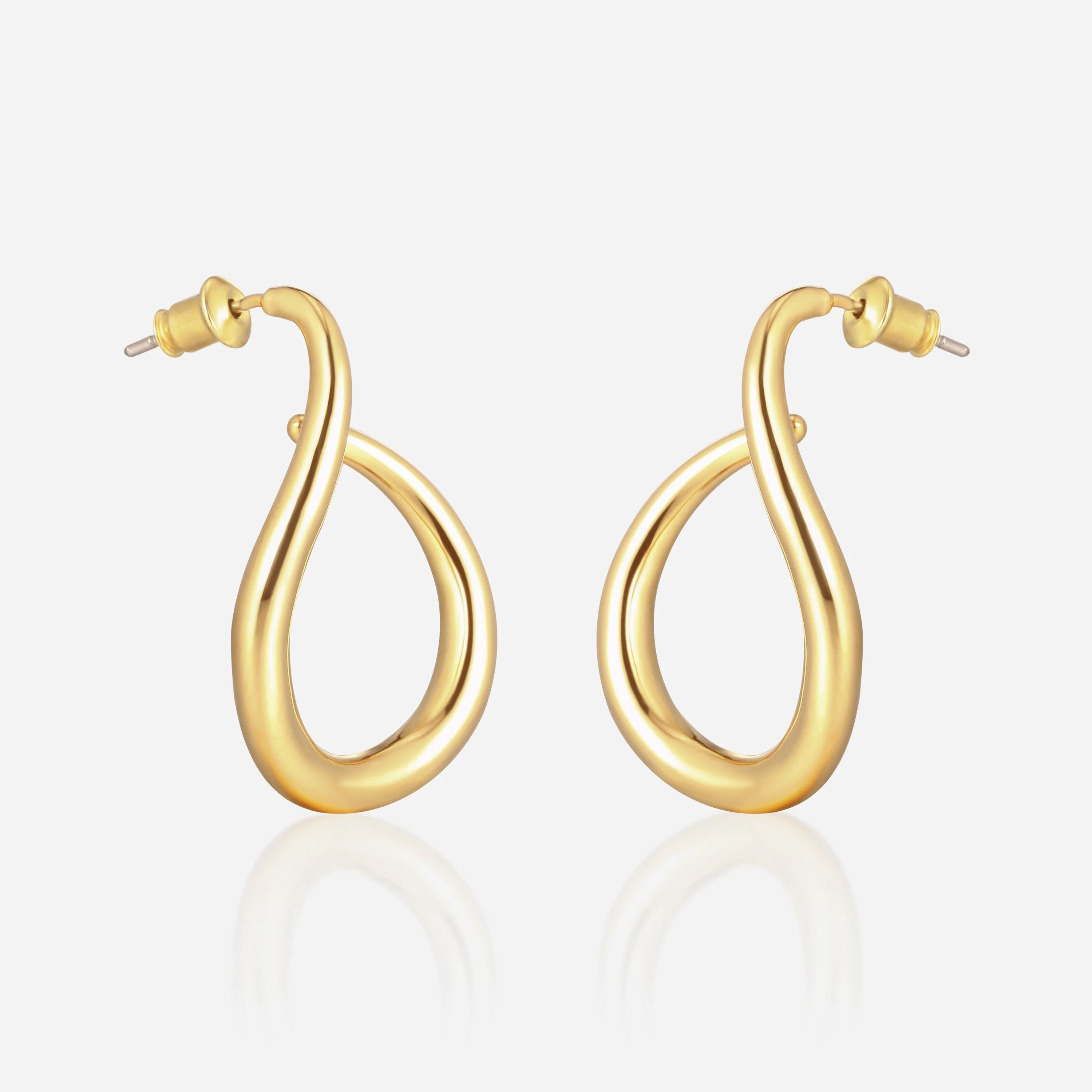 Neesa Hoops | Victoria Emerson