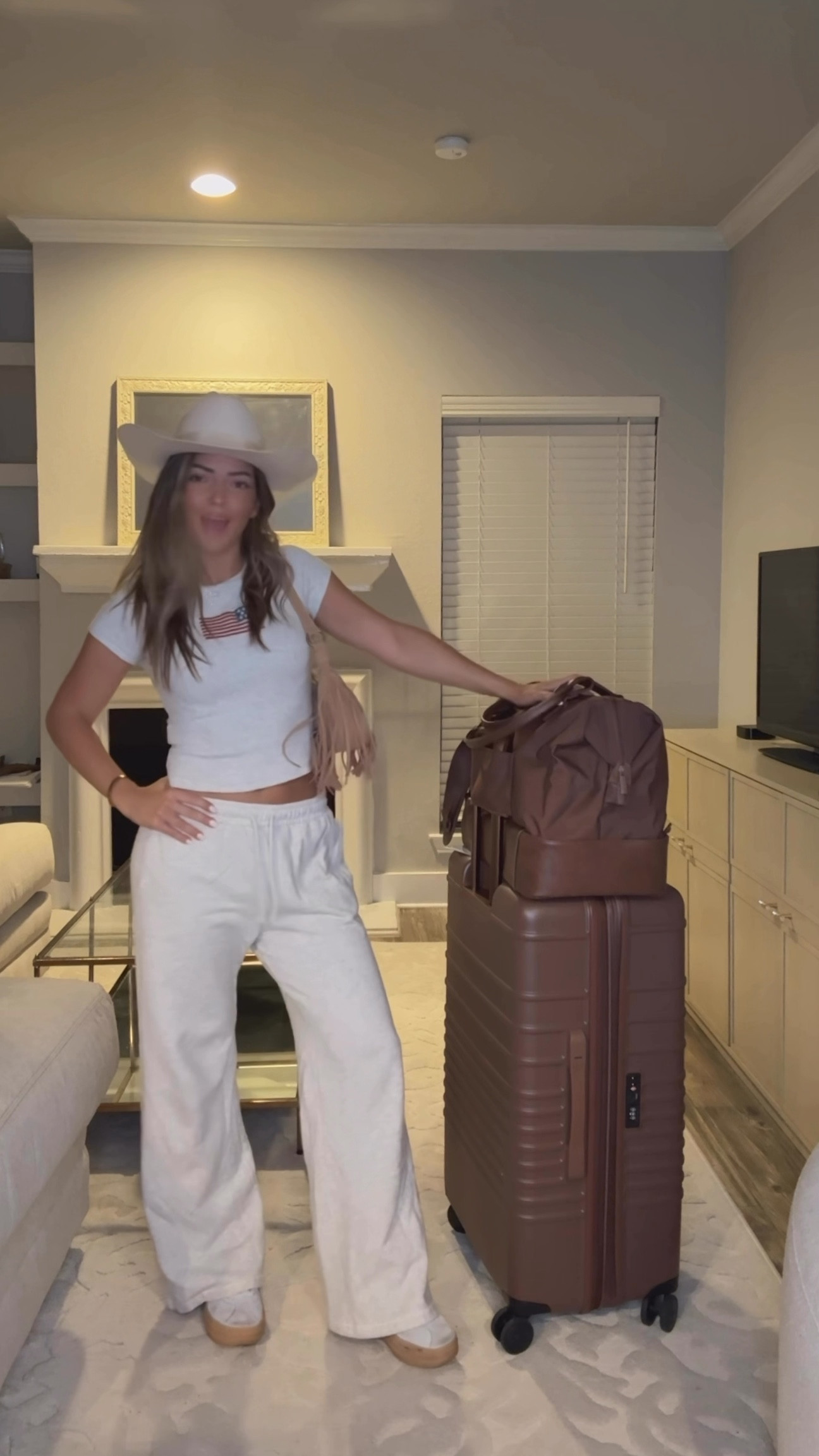 Montana bound! Travel outfit is from Thomas + Rye! (thomasandrye.com) and my Beis luggage I am obsessedddd with! I found the large work tote from a retailer on major sale !! (It’s sold out on beis website) absolutely my new fav luggage! 

#LTKSaleAlert #LTKStyleTip #LTKTravel