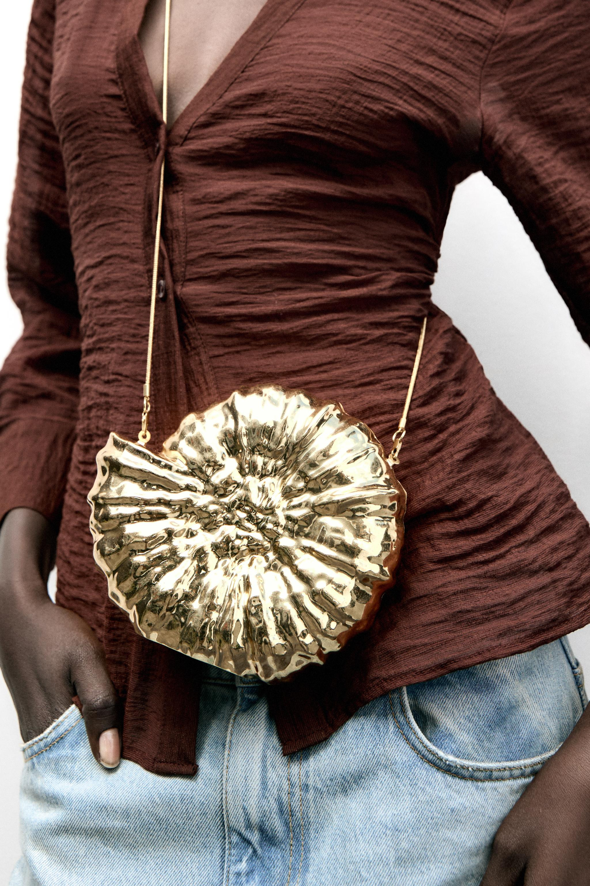 METALLIC SHELL MINAUDIÈRE | Zara UK