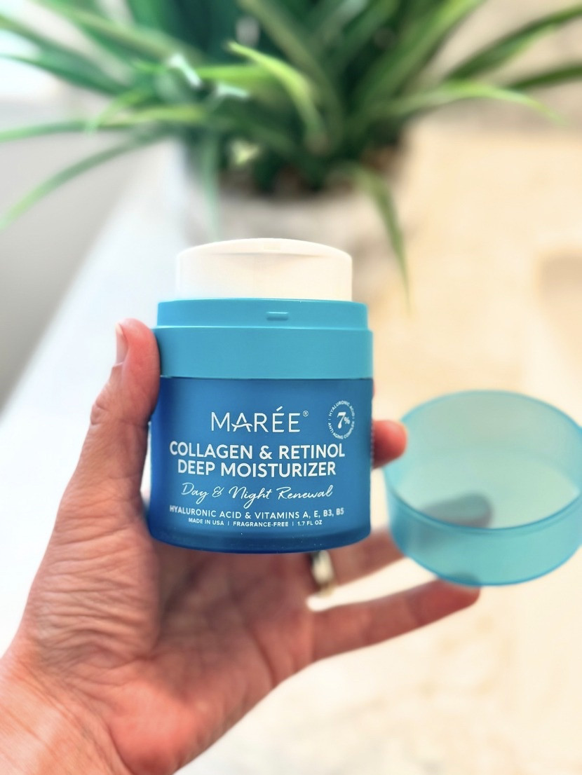 I've been using this moisturizing cream on my face at night for a few months now and I love what it's doing for my skin! It's 𝙤𝙣 𝙙𝙚𝙖𝙡 𝙣𝙤𝙬!

daily face moisturizer
hydrating skincare essentials
lightweight gel moisturizers
deep hydration face creams
moisturizer for dry skin
oil free moisturizer for acne prone skin
anti aging face moisturizers
spf moisturizers for daytime
clean beauty moisturizers

#LTKBeauty #LTKSaleAlert #LTKSeasonal