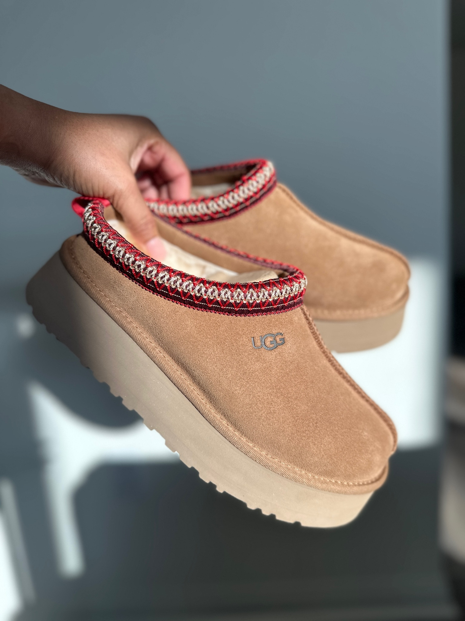 Ugg Tasman Slides. Literally go with everything! 

#LTKSaleAlert #LTKShoeCrush #LTKStyleTip