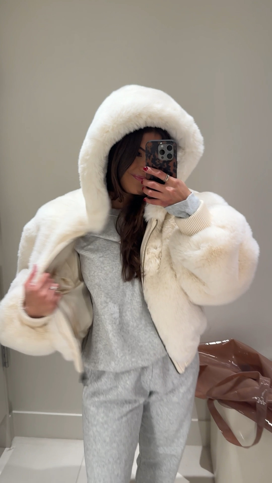 Seasonal layers I’m living in 🤍❄️
This SKIMS fleece jacket is the ultimate cold-weather essential — cozy, soft, and perfectly oversized for everyday wear. It’s the kind of piece you throw on and instantly feel warm and put together.

Perfect for winter errands, travel days, school drop-off, or lounging at home.
If you’re building a seasonal capsule, this fleece is a must ✨

SKIMS fleece jacket, SKIMS fleece, SKIMS seasonal jacket, SKIMS winter layers, fleece jacket women, cozy winter jacket, SKIMS cold weather outfit
seasonal outerwear women, winter fleece jacket outfit, mom winter style, neutral winter jacket, cozy layering pieces, SKIMS capsule wardrobe, travel winter outfit women, casual chic winter outfit, soft fleece jacket, everyday winter outerwear Winter, but make it SKIMS cozy 🤍❄️
These SKIMS winter outfits are my go-to for staying warm while still looking chic and put together. Soft layers, flattering fits, and that effortless neutral vibe that works for lounging, errands, travel, or casual days out.

Comfortable, elevated, and perfect for women and moms who want cozy without sacrificing style.
If you’re building a winter capsule wardrobe… start here ✨


SKIMS winter outfits, SKIMS outfits winter, SKIMS cold weather looks, SKIMS loungewear winter, SKIMS cozy outfits, winter outfits for women, SKIMS neutral outfits
SKIMS layering pieces, winter capsule wardrobe women, cozy chic winter outfits, mom winter outfits, neutral winter fashion, comfortable winter outfits, elevated loungewear, travel winter outfit ideas, minimalist winter style, soft lounge sets winter, everyday winter outfits women

#LTKmomlife #LTKTravel #LTKHoliday

#LTKSeasonal #LTKTravel #LTKootd