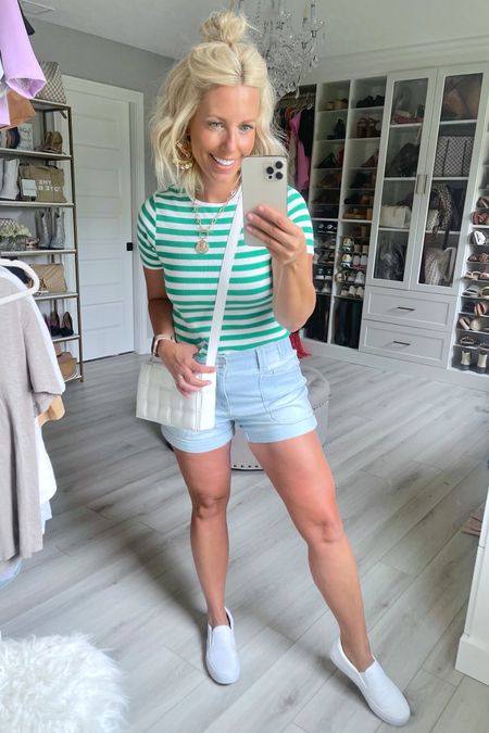 I’m loving green right now and I thought this ribbed tee was too cute!!! Only $12! Top size small
Shorts size 4
Shoes TTS 

#LTKunder100 #LTKunder50 #LTKshoecrush