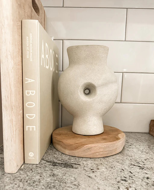 Ashby Dune Vase | Pepper + Vetiver
