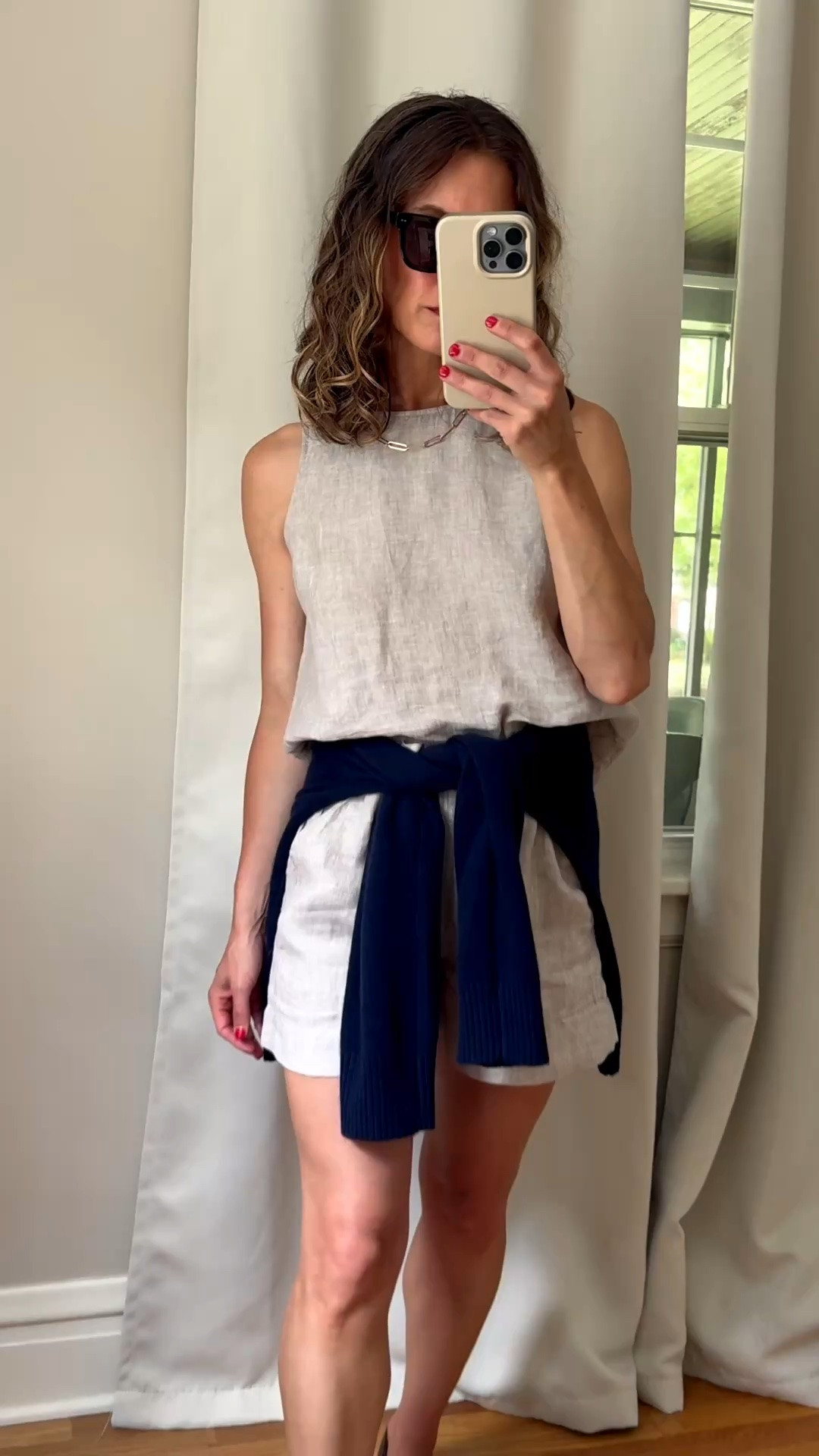 What to wear when it’s hot! @Quince 

European Linen Cropped Tank, TTS
European Linen Shorts, TTS

Both come in a bunch of color options.

#quincepartner