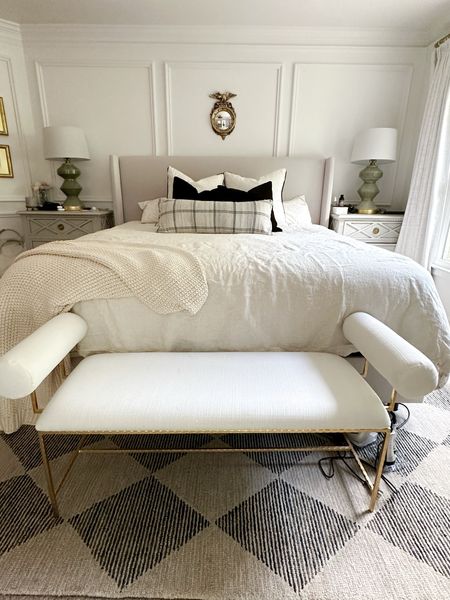 FINALLY switched out my bedroom area rug. Every time I see this rug in someone’s home, I fall in love. It’s so classic. 





Loloi, master bedroom, Joanna Gaines, bedroom bench, upholstered wingback bed, table lamp, traditional modern organic 

#LTKHome