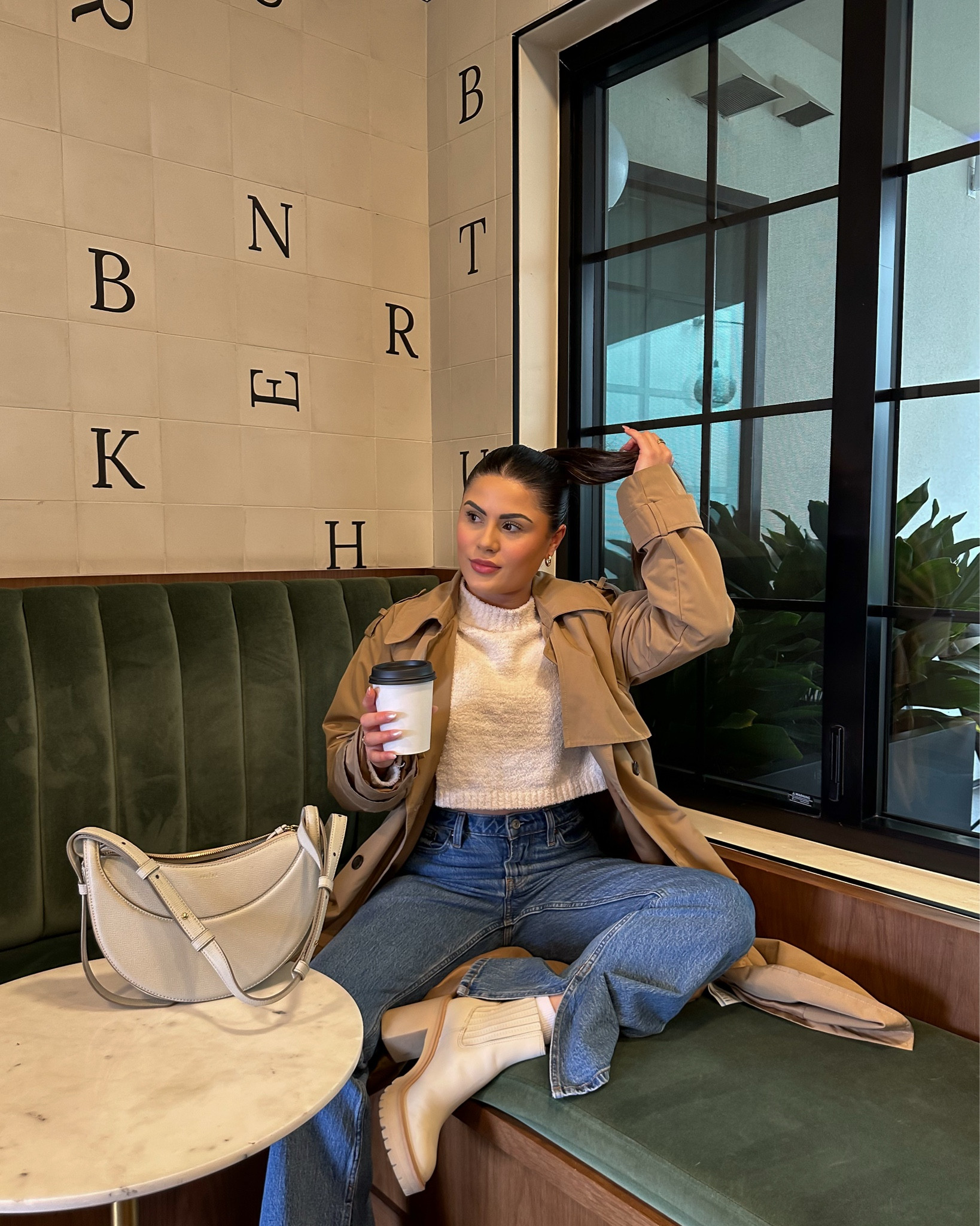 coffee shop winter outfit inspo 

Exact sweater is sold out but I tagged some similar options I like ✨

#abercrombie #winteroutfitinspo


#LTKFindsUnder50 #LTKStyleTip #LTKFindsUnder100