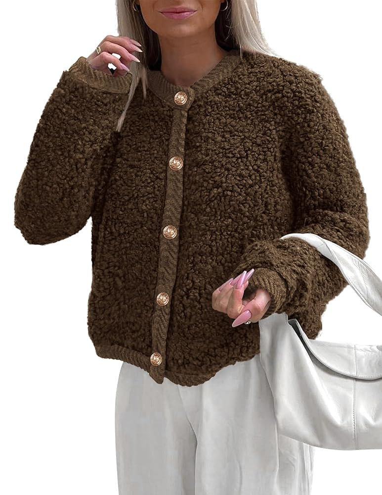 PRETTYGARDEN Women's Faux Fur Coat 2025 Fall Fuzzy Fleece Button up Shearling Cropped Jackets Win... | Amazon (US)