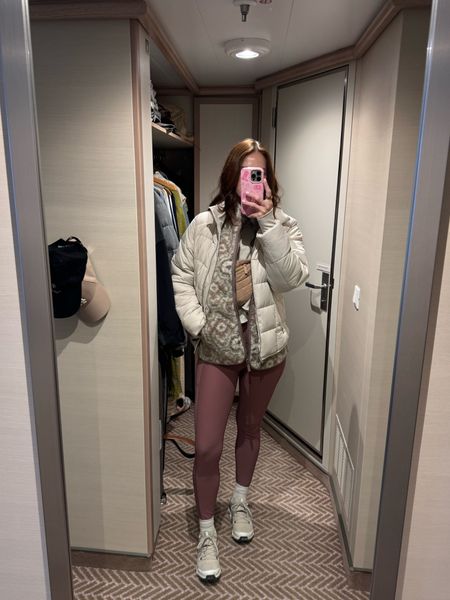 Alaskan cruise outfit // alaska cruise outfit 

Zip up jacket : wearing s (runs big)
Puffer jacket : wearing s (fits tts)
Leggings : wearing m tall (run bigger) 
Hiking shoes : fit tts, maybe .5 size small 
Crew socks 


#LTKFindsUnder50 #LTKStyleTip #LTKTravel