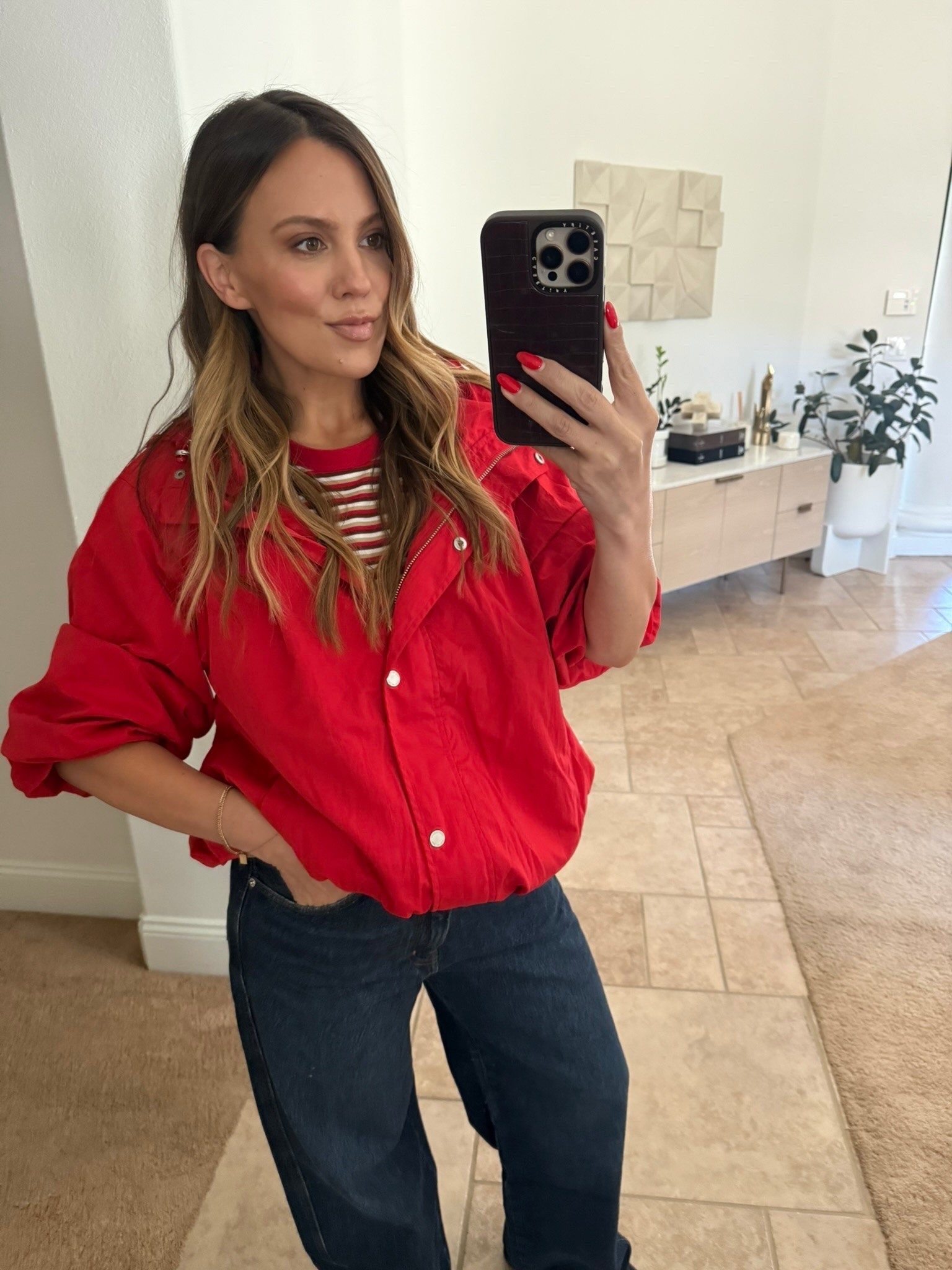 The best transitional outfit!

Jacket size: medium
Shirt size: medium
Pants size: 28

Nordstrom anniversary sale picks