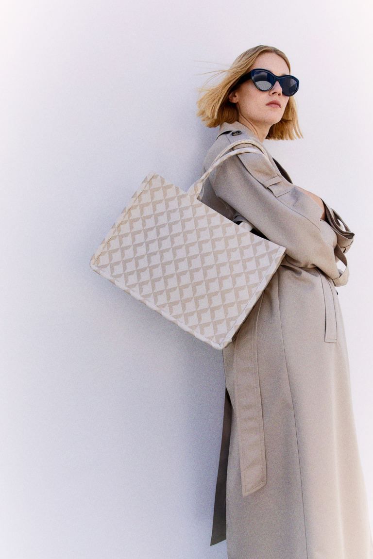 Jacquard-weave Shopper - Light beige/patterned - Ladies | H&M US | H&M (US + CA)