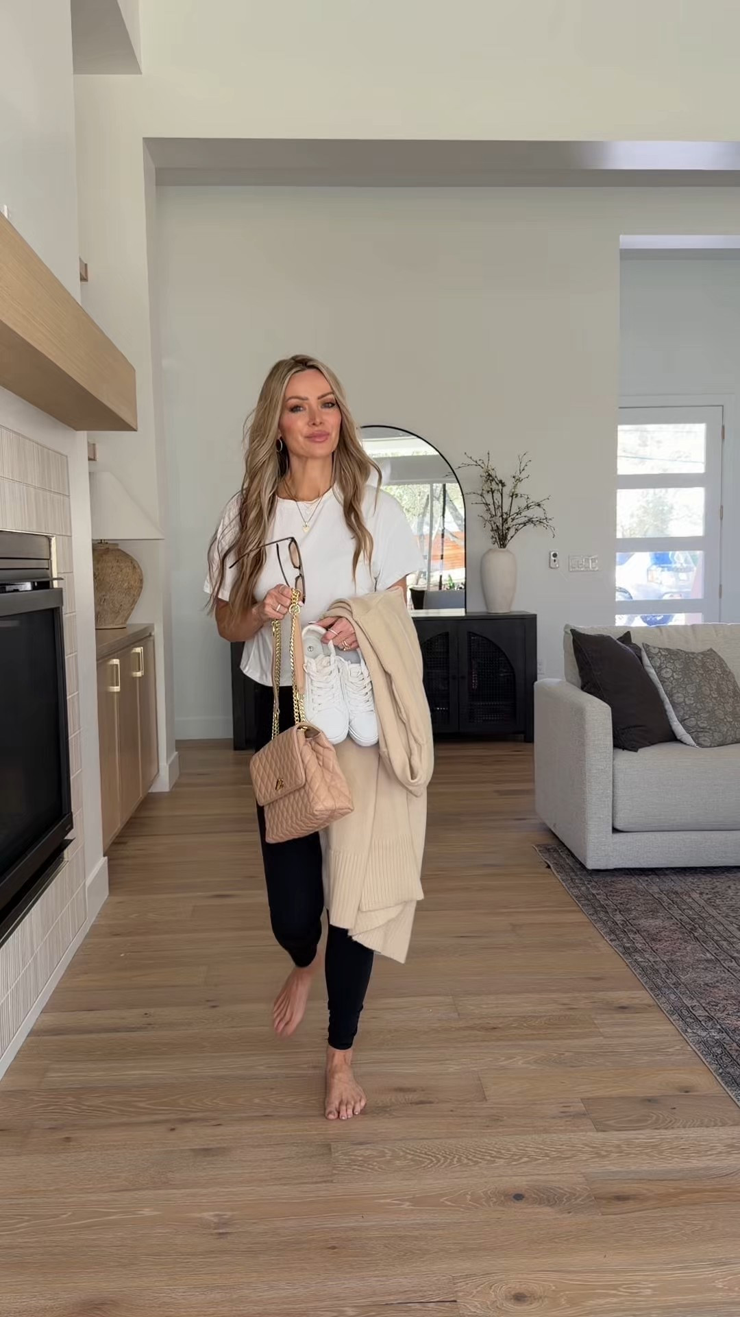 Amazon outfits with major Abercrombie vibes 🤎 type AMAZON and I’ll send you all the details or save for later 

Elevated basics, neutral chic layers, and comfy everyday looks you’ll wear on repeat.

Affordable fashion that looks expensive ✨

#AmazonFashion #AbercrombieVibes #EverydayOutfits #NeutralStyle #AffordableStyle