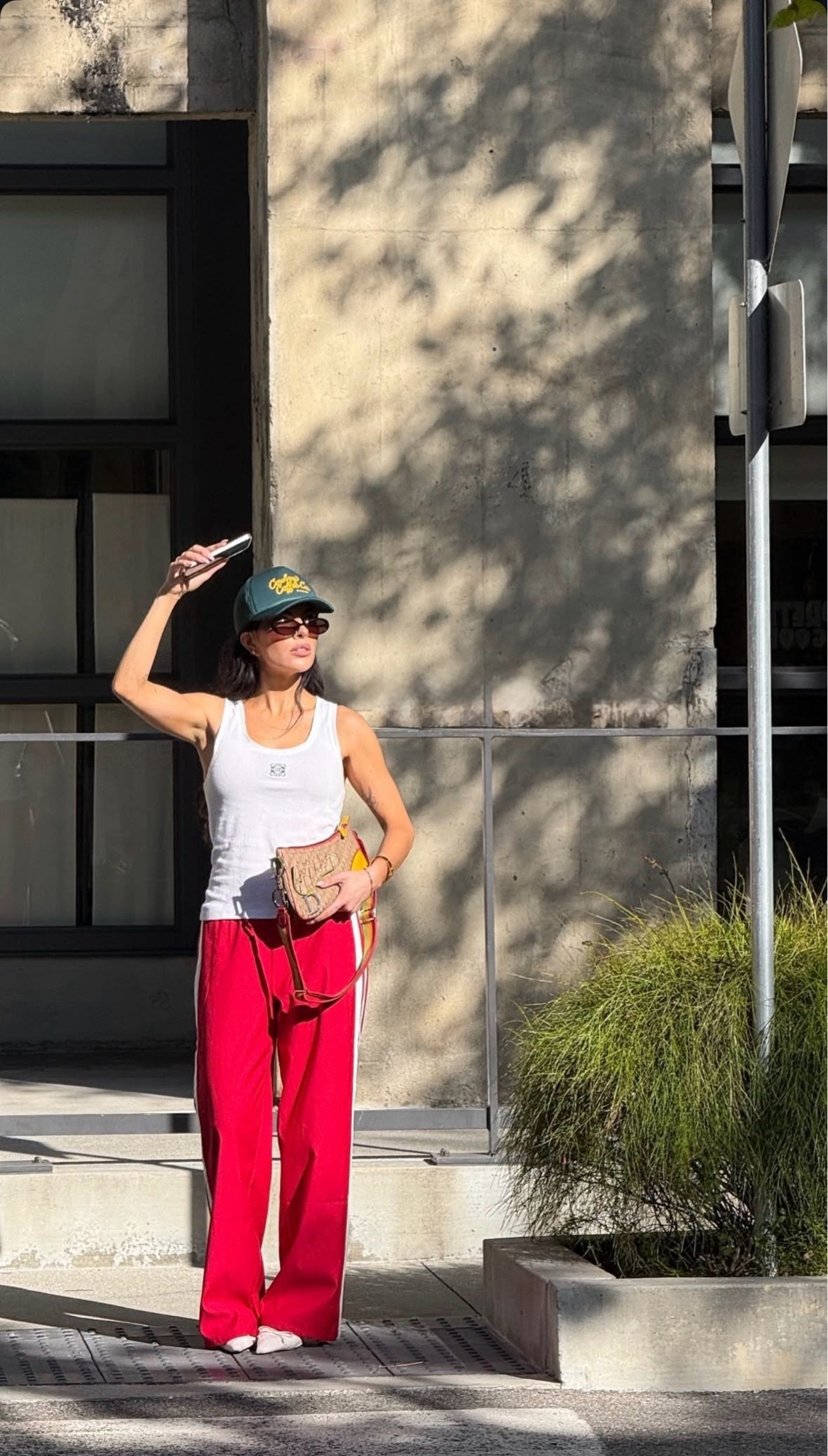LA day

Casual ootd, elevating sweats, styling jogger pants, Loewe tank, Dior Rasta bag, casual chic

#LTKootd #LTKgrwm