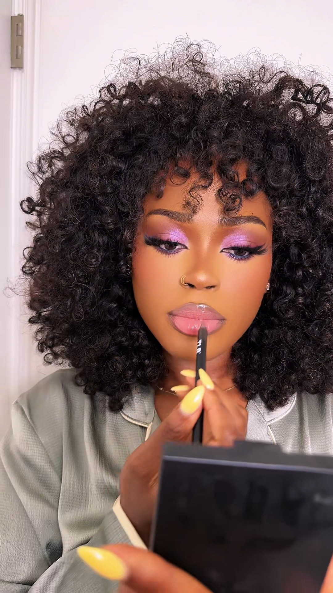@thelipbar lip liner (straight facts)
@loreal lipstick (Le Nude Admirable)
@typology lip oil (pink powder), which is on the higher end so I linked a drugstore alternative (@lancome juicy tube in spring fling)

#LTKFindsUnder100 #LTKBeauty