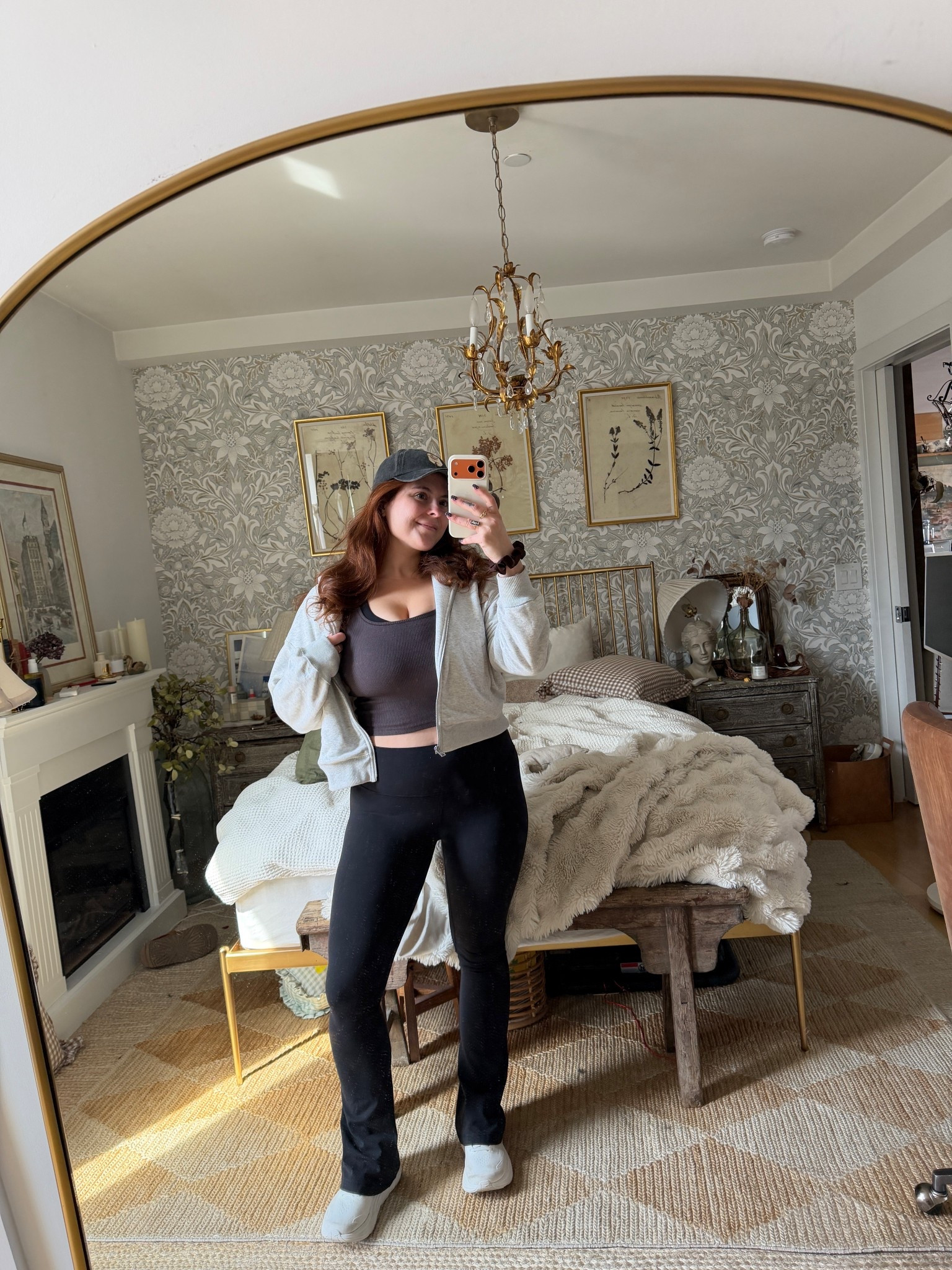 Lululemon align mini flare leggings
Skims tank top
Abercrombie ypb hoodie

#LTKfitnessgoals #LTKMidsize #LTKActive