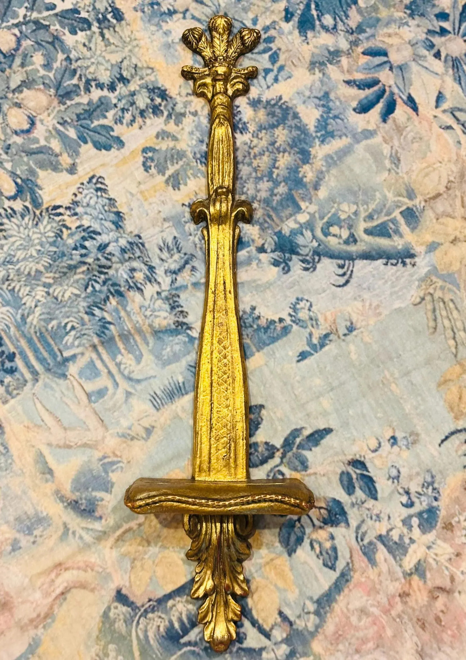 Plume Plate Hanger | Old World Decor | Vintage Home Decor | Brass Wall Decor - Etsy | Etsy (US)