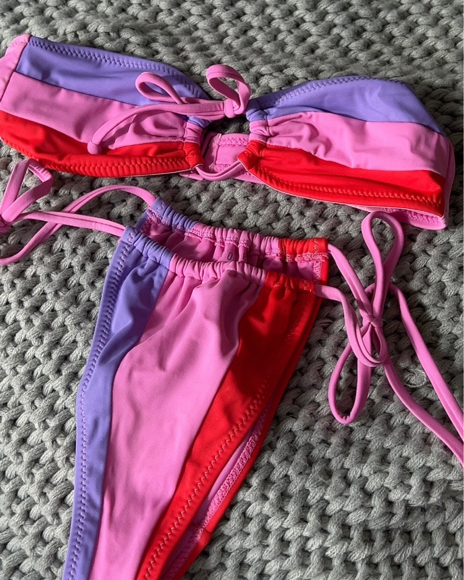 my favorite tanning bikini 🌞👙 I love how you can scrunch the front and back to make it have more or less coverage! 

#LTKSeasonal #LTKSaleAlert
