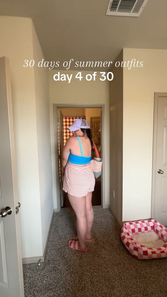 Pool day ⛱️☀️🕶️

#LTKSeasonal #LTKSwim