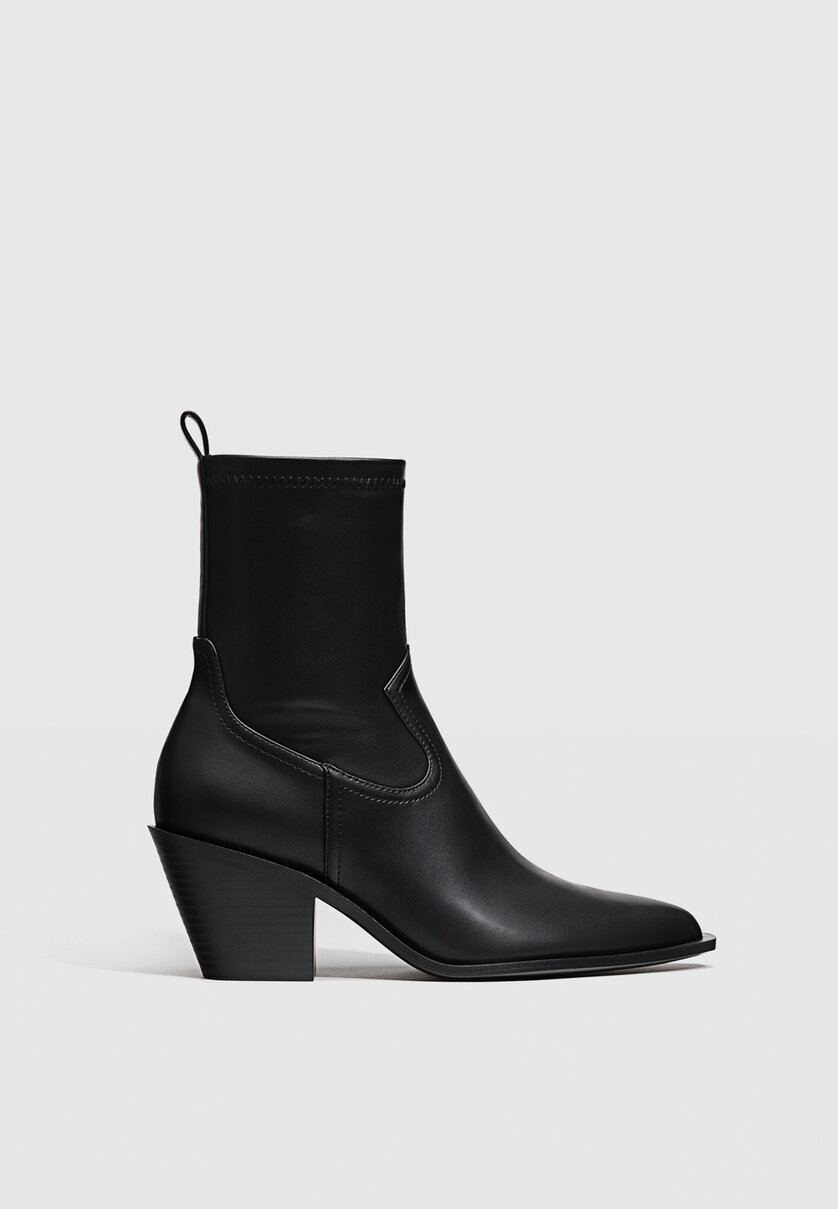 Heeled cowboy ankle boots | Stradivarius (UK)