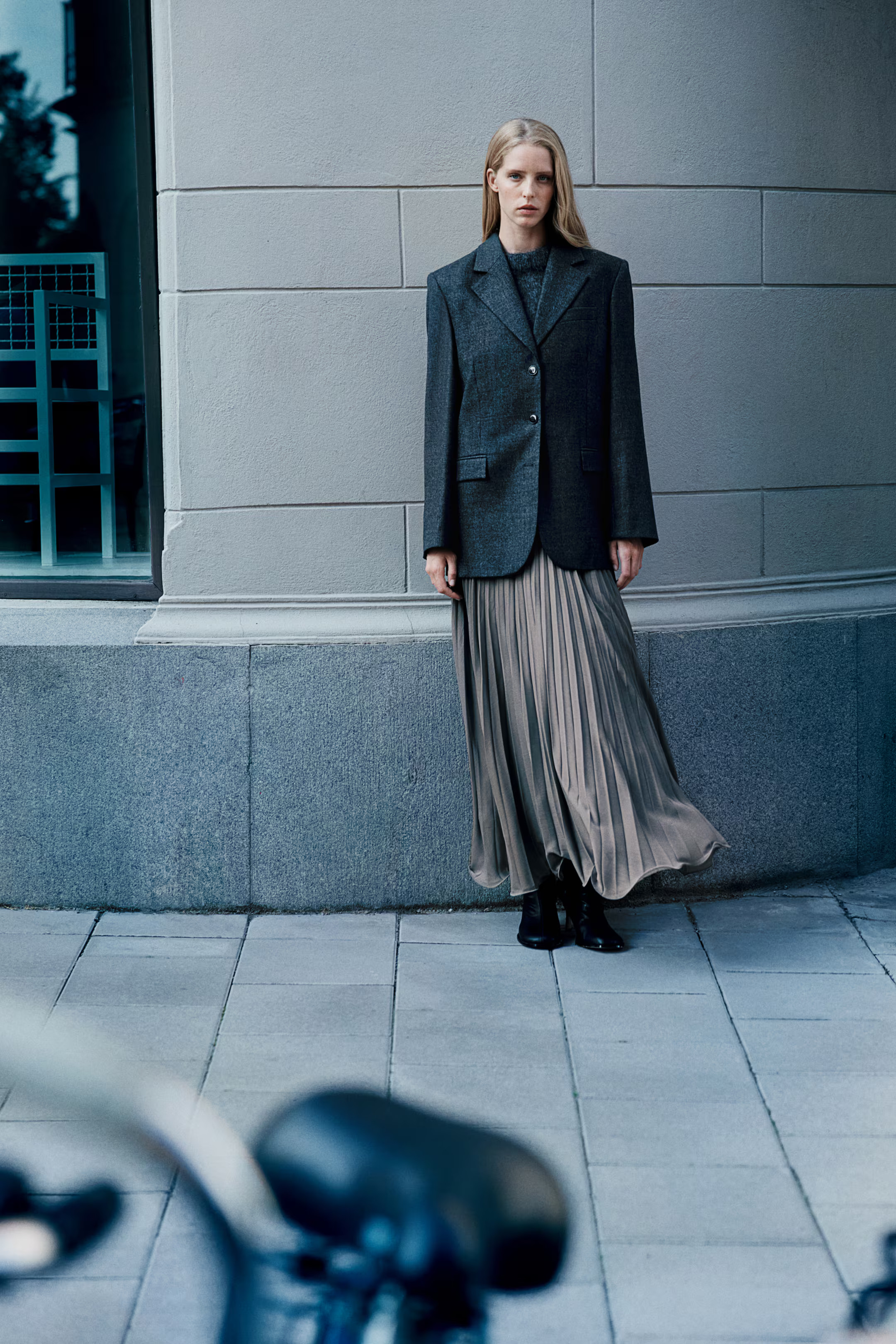 Sheer pleated skirt | H&M (UK, MY, IN, SG, PH, TW, HK)