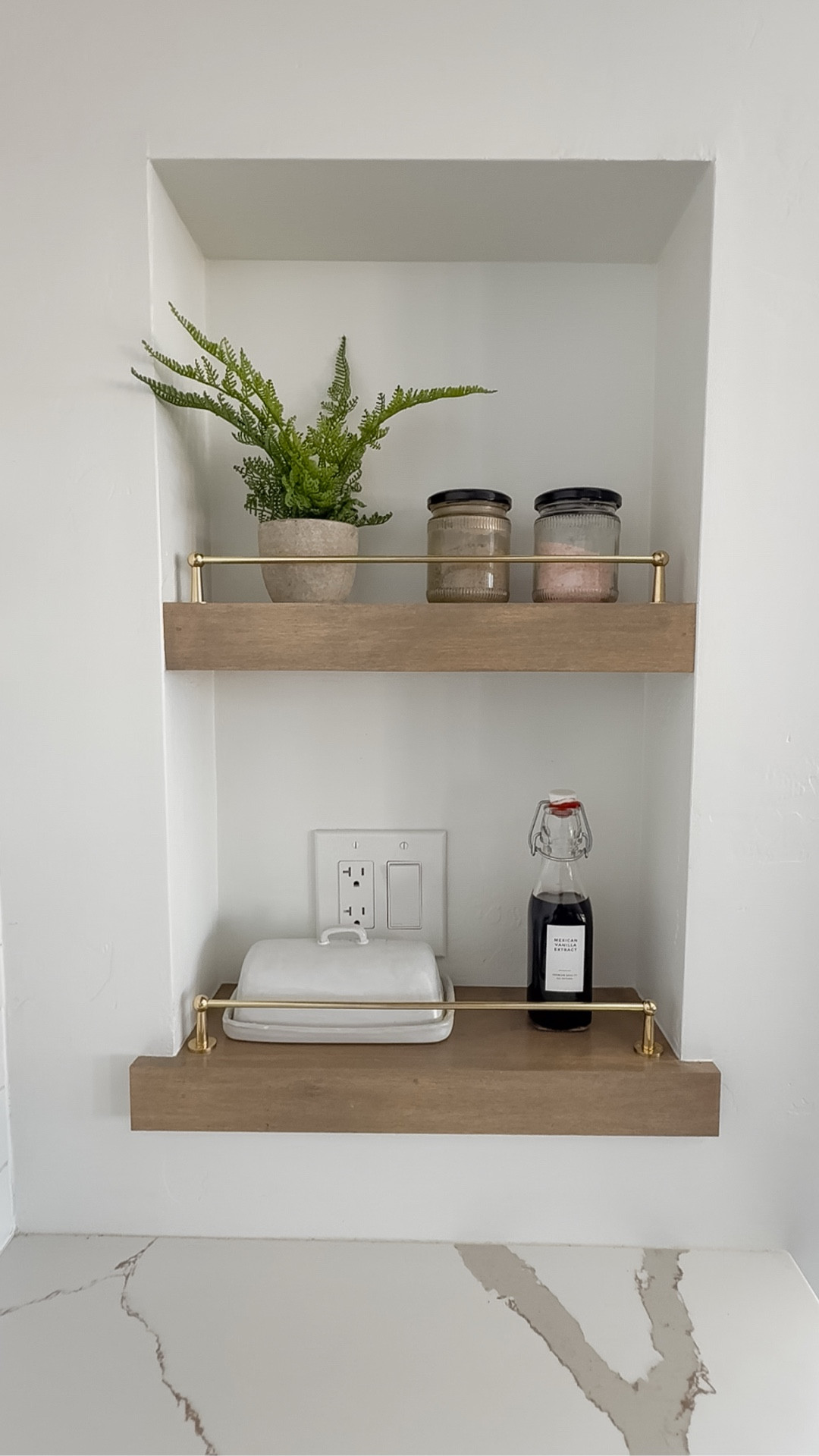 Gallery Rails for the Kitchen Niches

#LTKU #LTKHome #LTKStyleTip