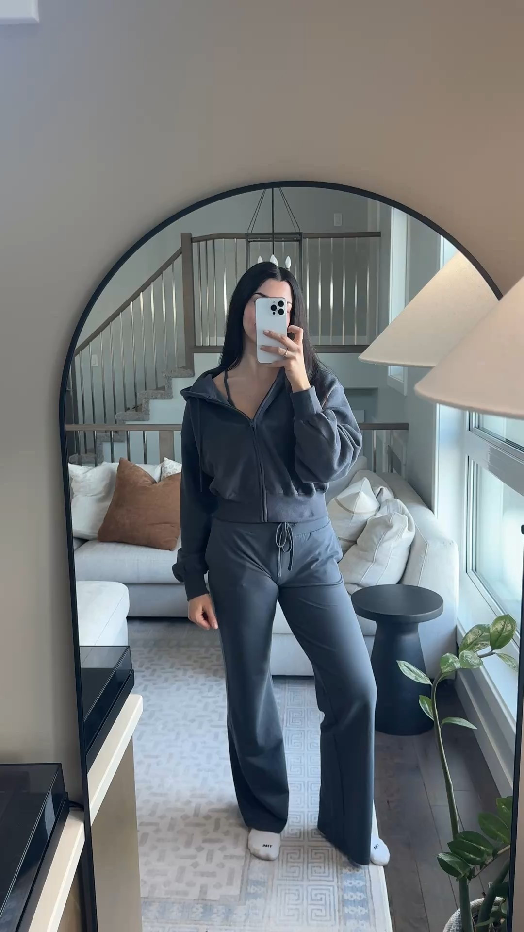 Okayyy garage 😍these pants went viral for a reason. SO flattering. They’re called the bbl pant lol. Wearing medium!  Sweatshirt I’m in l/xl

#LTKcanada #LTKwinter