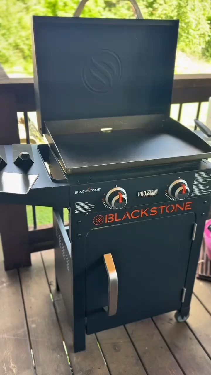 Blackstone 22" Pro Series Dual Burner Griddle w/ Cover & 8pc Tool Kit, Outdoor Picnic griddle, foodie 

 #LTKfoodie #LTKSeasonal #LTKTravel