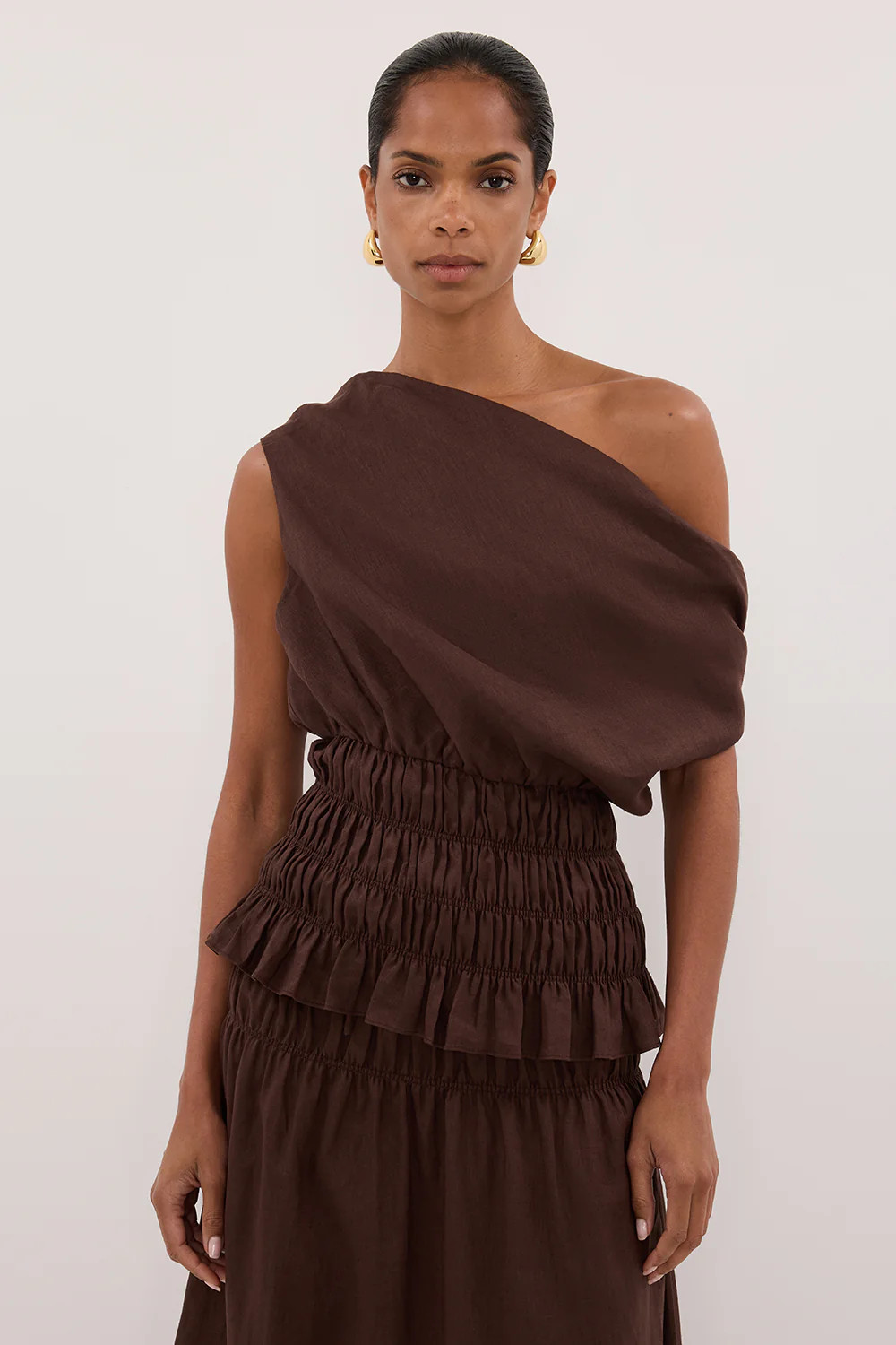 MAIA COCOA LINEN SHIRRED TOP | DISSH