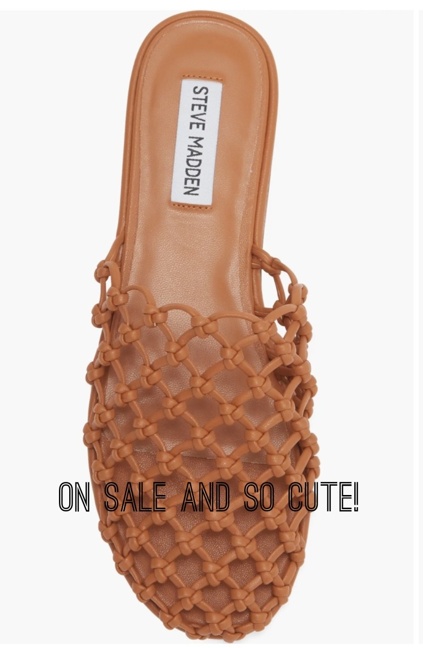 Steve Madden mules on sale and so cute! Definitely on trend for the summer! ￼

#LTKSaleAlert