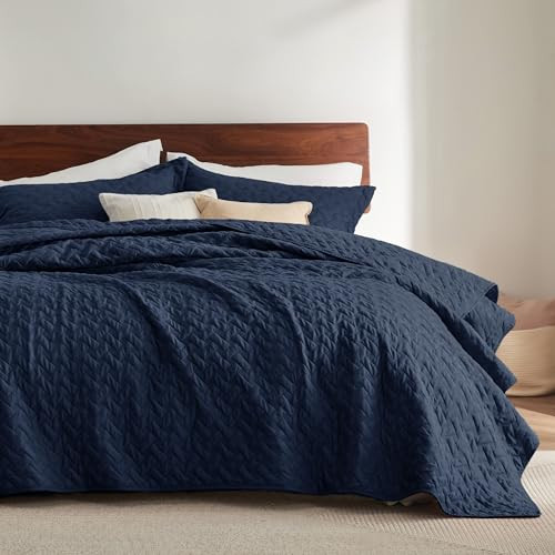 Bedsure Oversized King Quilts - Lightweight Bedspreads Oversized King Size with Basket Weave Pattern, Soft Quilt Bedding Set, Navy Comforter Set Coverlet 2 Pillow Shams (120" x 120") | Amazon (US)