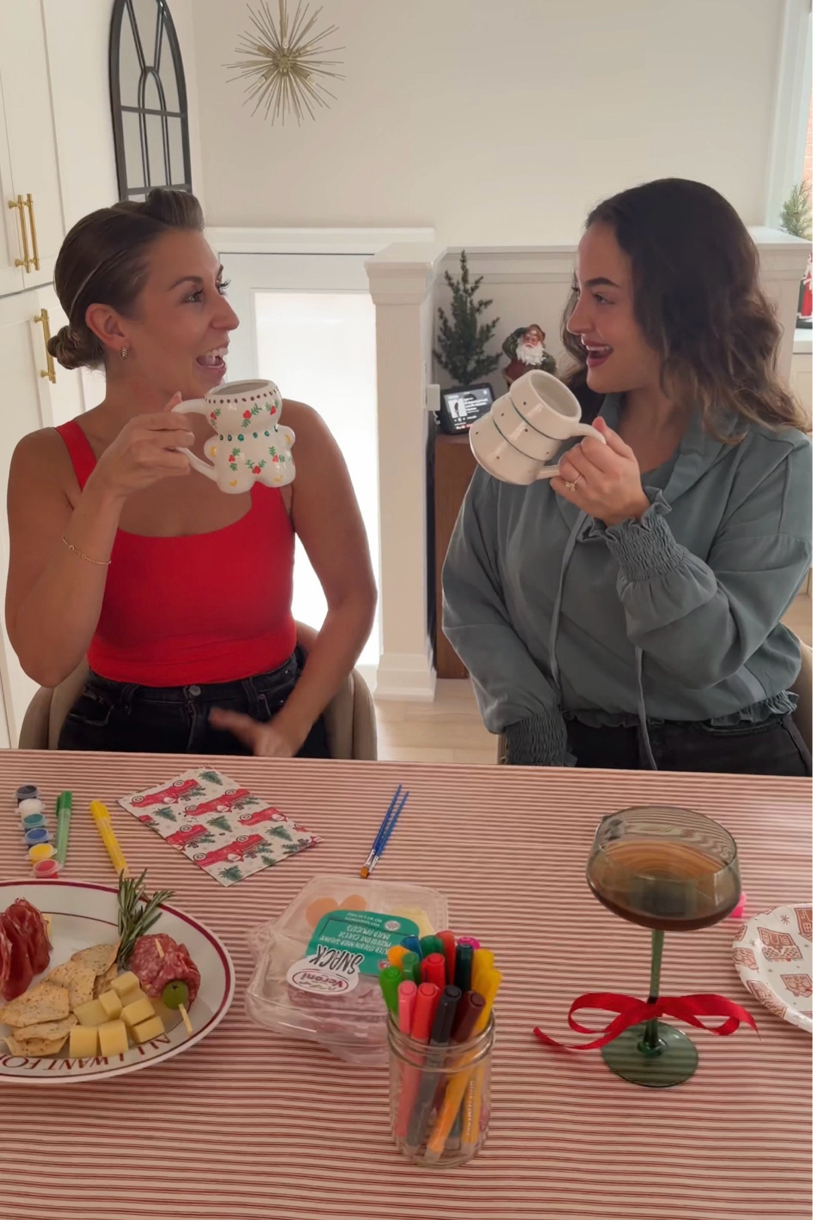 Holiday mug decorating craft night in 🎄♥️🥂

#LTKfoodie #LTKHoliday #LTKSeasonal