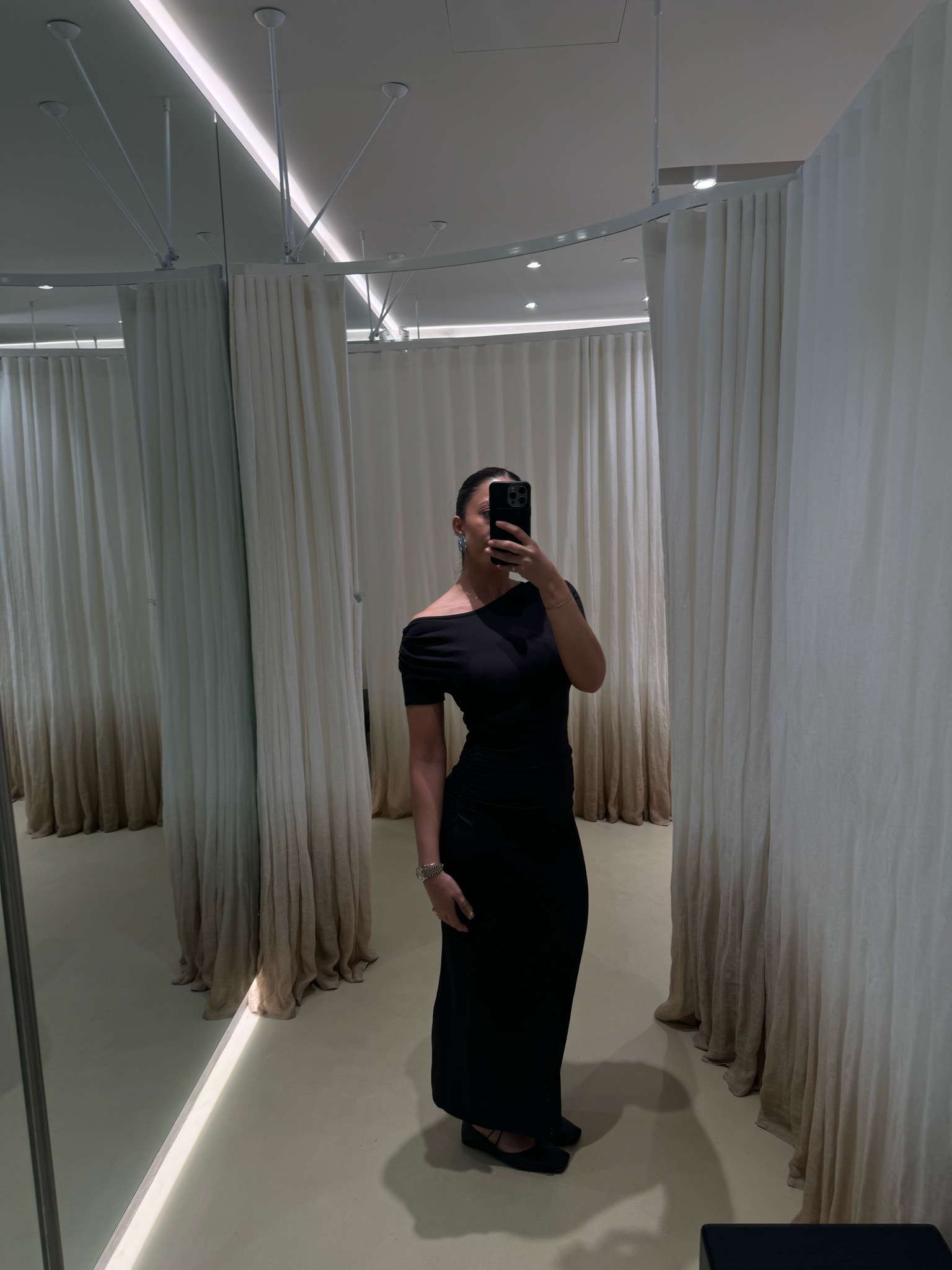 Spring capsule wardrobe 