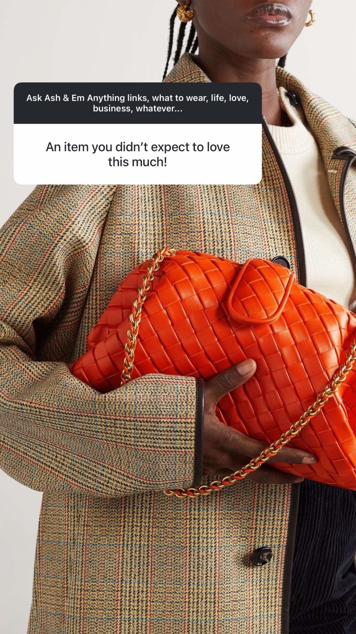 We both are IN LOVE with this handbag style. We bought them together and they quickly became our most worn and loved bags! I actually just grabbed a clutch version because I love the style SO much. Timeless. Cool. Understated. Not too mature  (FB)