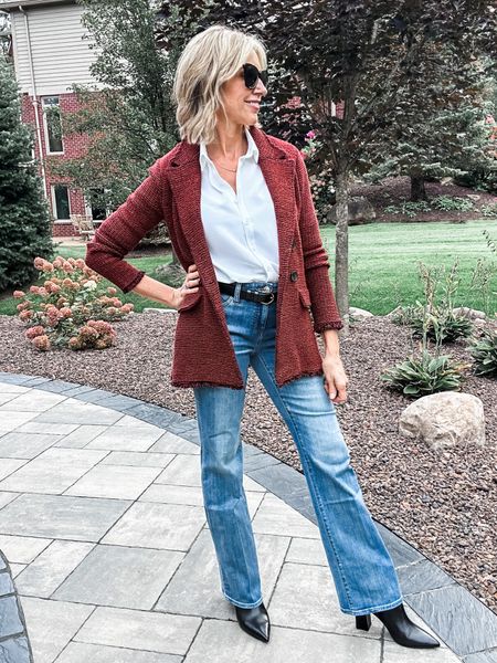Chico’s Fall sweater blazer and bootcut jeans. Fit is true to size. Love the classic vibes with an edge. Flare jean color is Clyde Road Indigo. Fits true to size. On sale!

Coatigan | sweater blazer | fall outfit | mom style | bootcut jeans | over 40 | classic | Chicos 

#LTKover40 #LTKSeasonal #LTKstyletip
