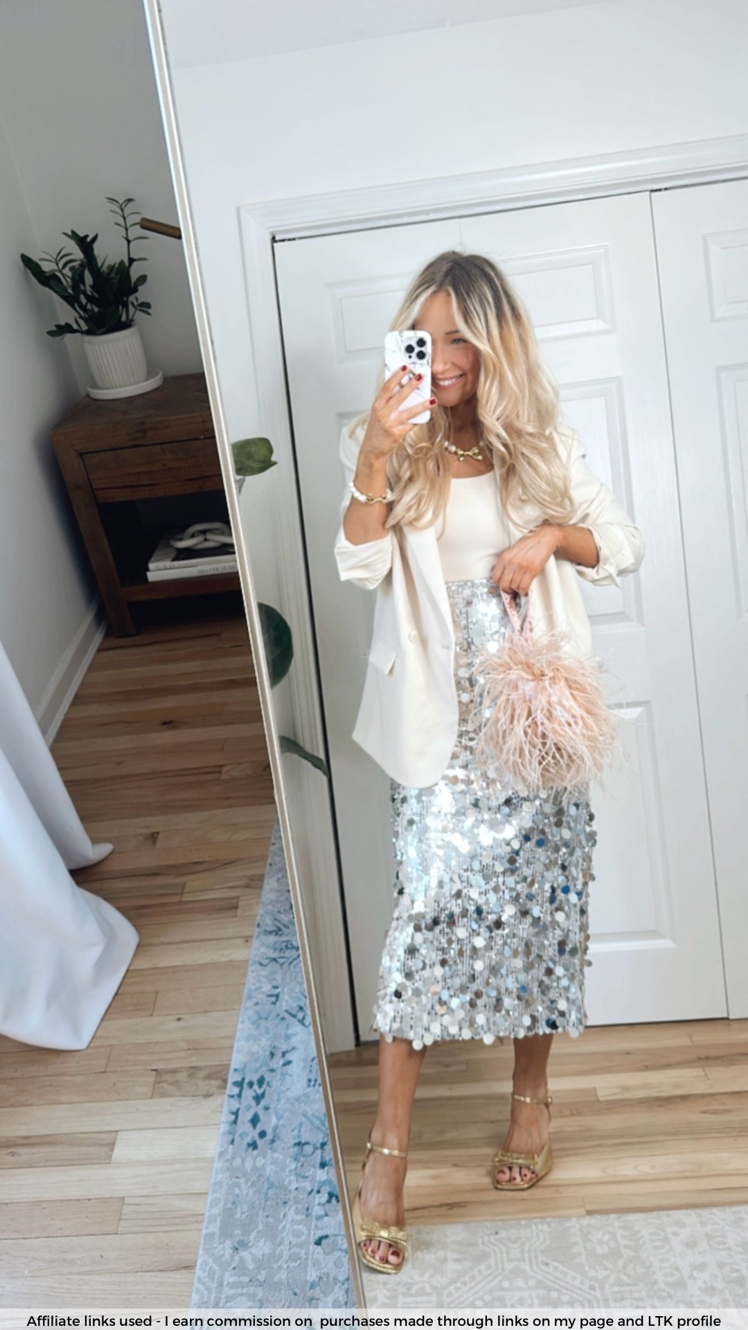 Amazon sequin skirt

Holiday party outfit classy 
Work party 

#LTKHoliday