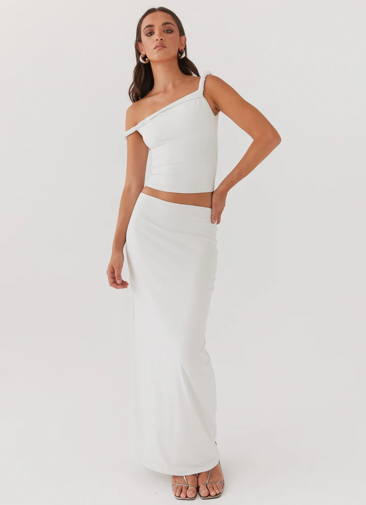 Solace Soul Twist Shoulder Top - Ivory | Peppermayo (Global)