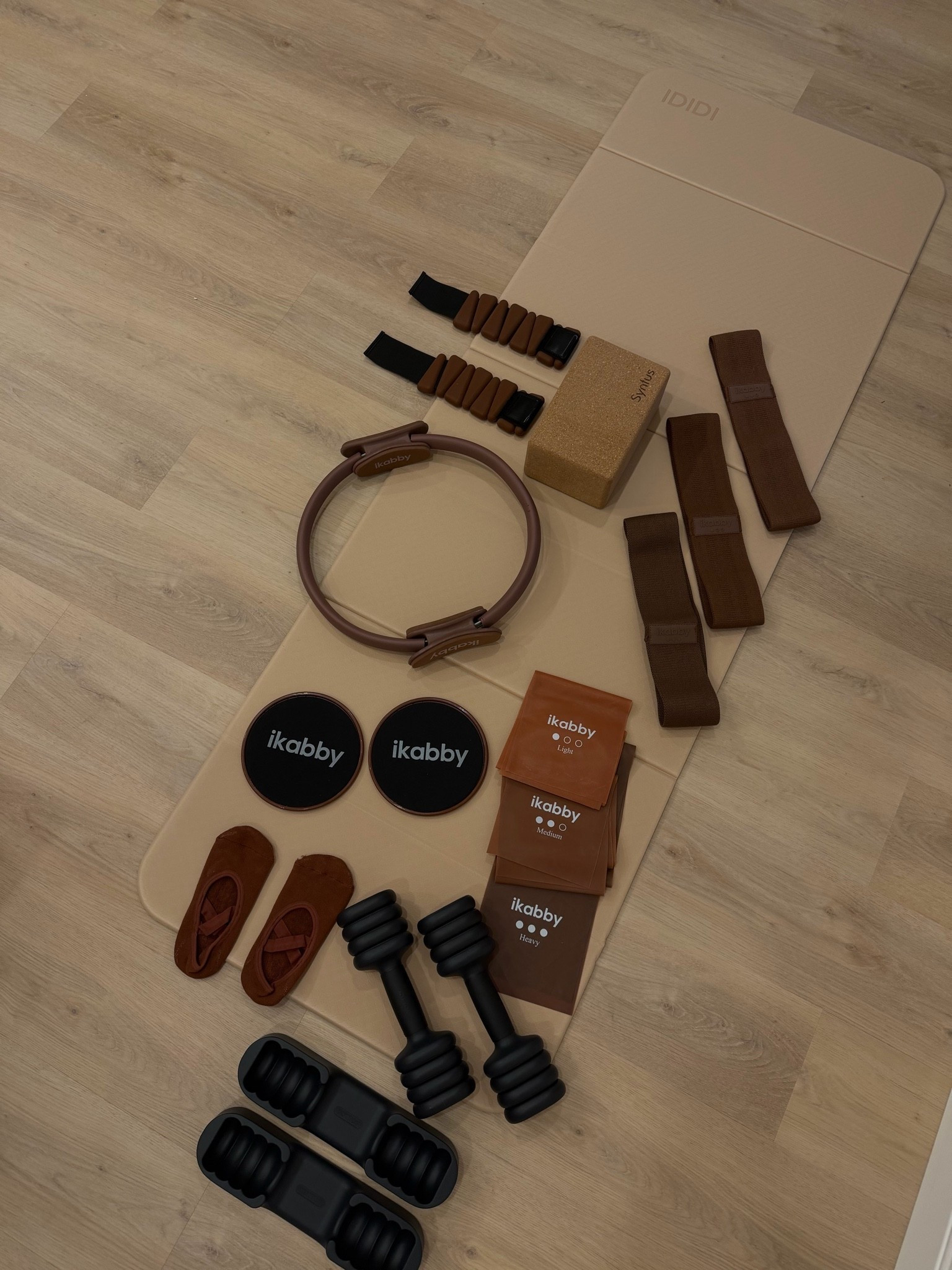 Trying out Pilates at home 🤍 here is everything I ordered!

#LTKActive #LTKmorningroutine