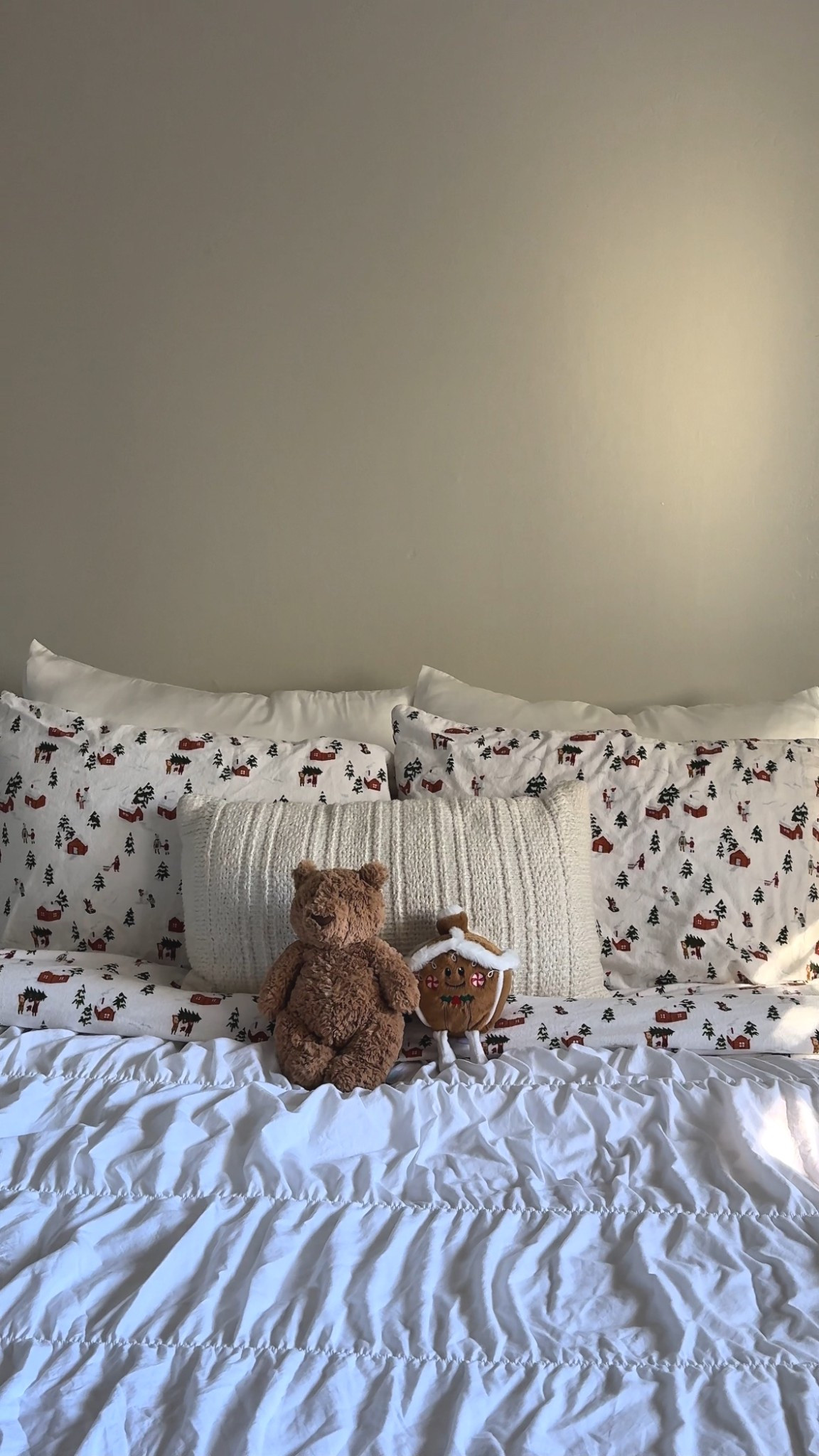 Christmas bedding 

#LTKSeasonal #LTKHome #LTKGiftGuide