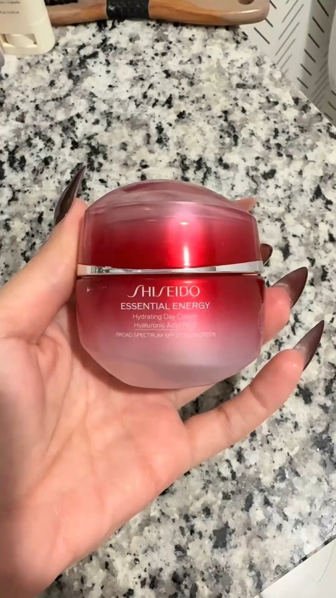 At 45… skin protection is not optional 🤍✨

Hydration + SPF is the combo I don’t skip, especially in this stage of life when our skin needs a little extra love.

This moisturizer gives me that plump, hydrated glow while protecting my skin at the same time… and for me, that’s everything.

Because it’s not just about looking good… it’s about protecting what you’ve built over time.

✨ Hydrating
✨ Skin barrier support
✨ Daily SPF protection

Aging is a privilege… but taking care of your skin is a choice.

#LTKgrwm #LTKOver40 #LTKBeauty