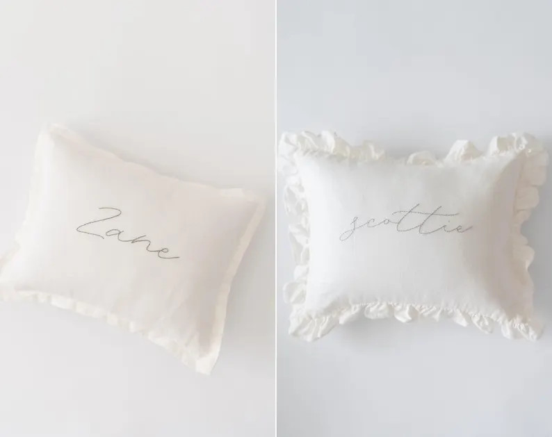 Hand-embroidered Nursery Pillow | Custom Name Pillow - Etsy | Etsy (ES)
