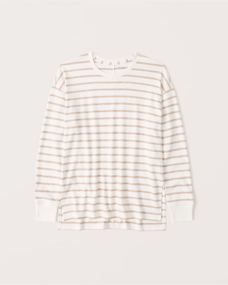 Striped Cozy Long-Sleeve Crewneck Boyfriend Tee | Abercrombie & Fitch (US)