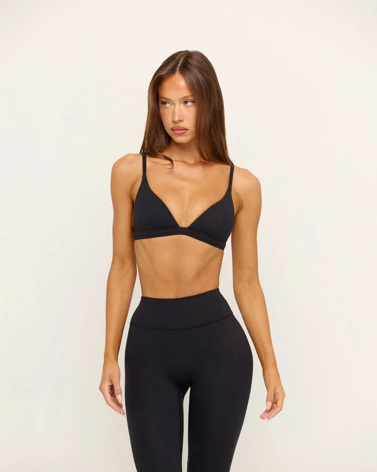 Form Bra Crop | Black | Crop Shop Boutique US